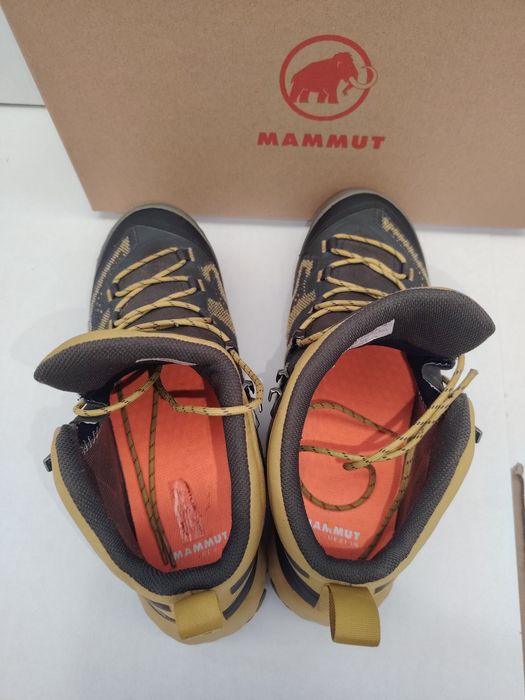 Туристически  обувки Mammut N43Продадени
