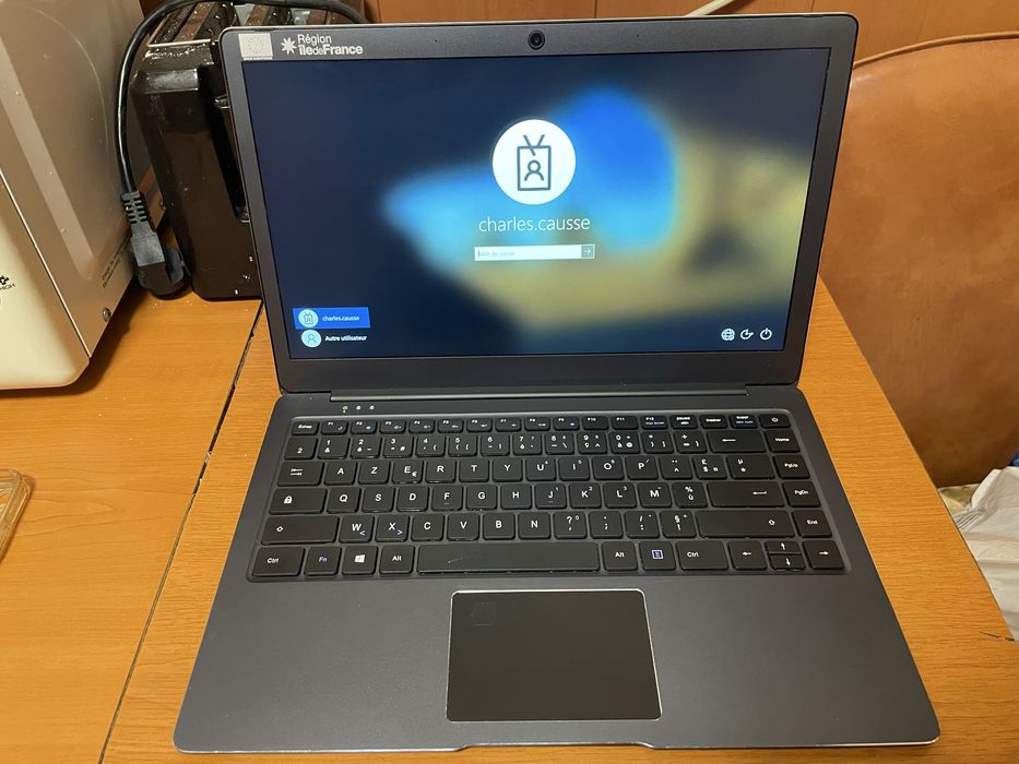 Laptop UNOWHY Y13 (2021) Ultraportabil 13.3’’ FHD - Pentru piese