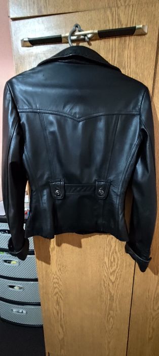 Дамско яке от естествена кожа