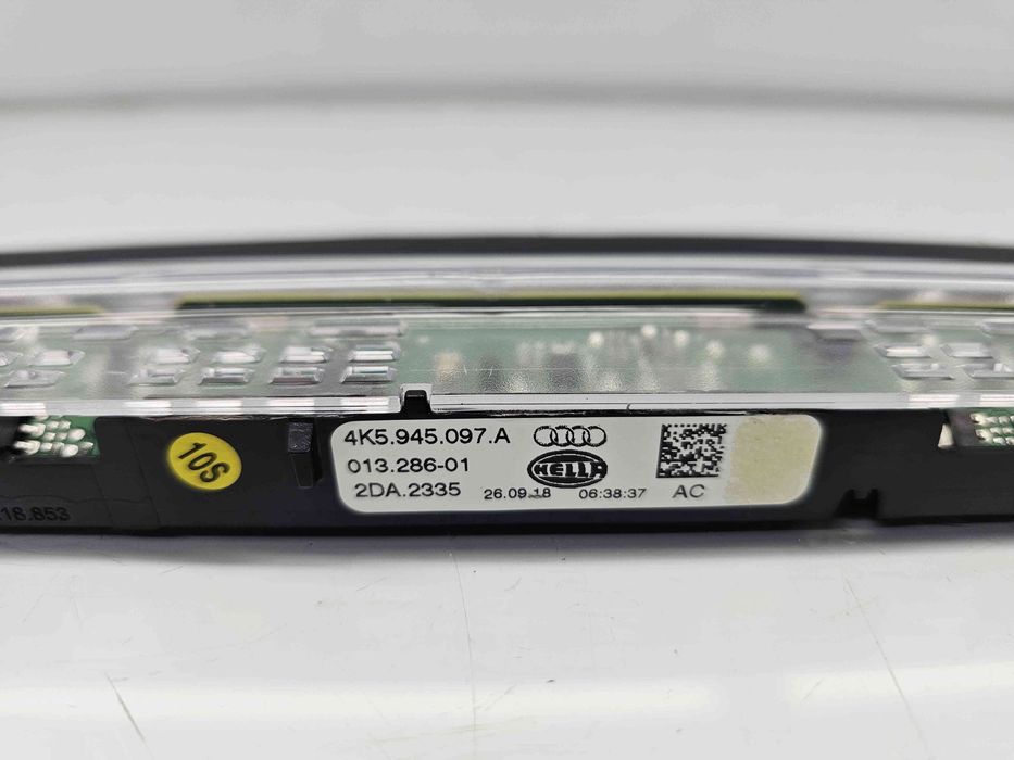 Stop auxiliar Audi A6 (4A2, C8) S-line [Fabr 2018-2025] 4K5945097A