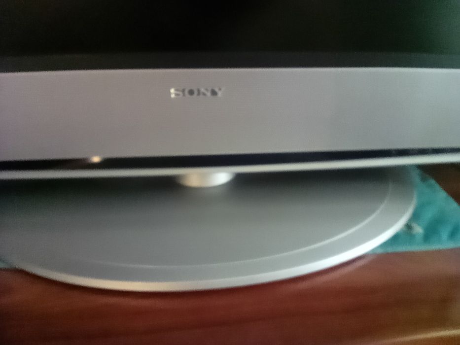 Телевизор марки Sony