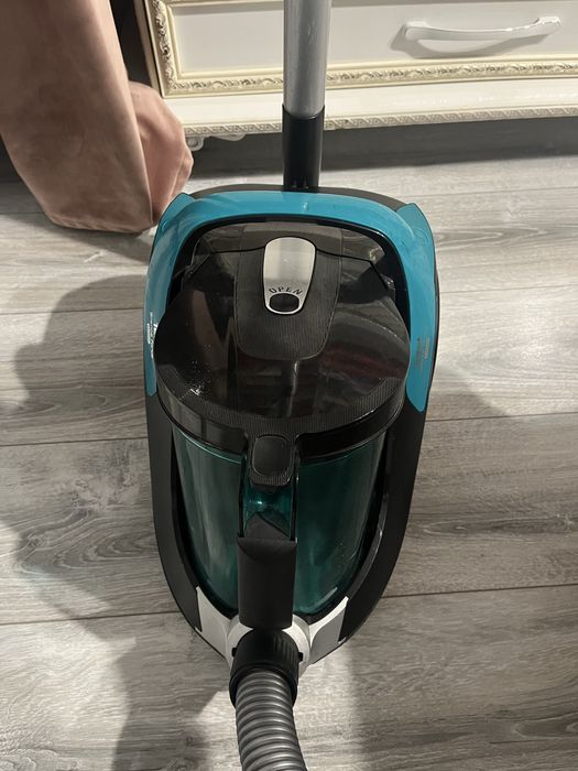 Продам,Пылесос Tefal