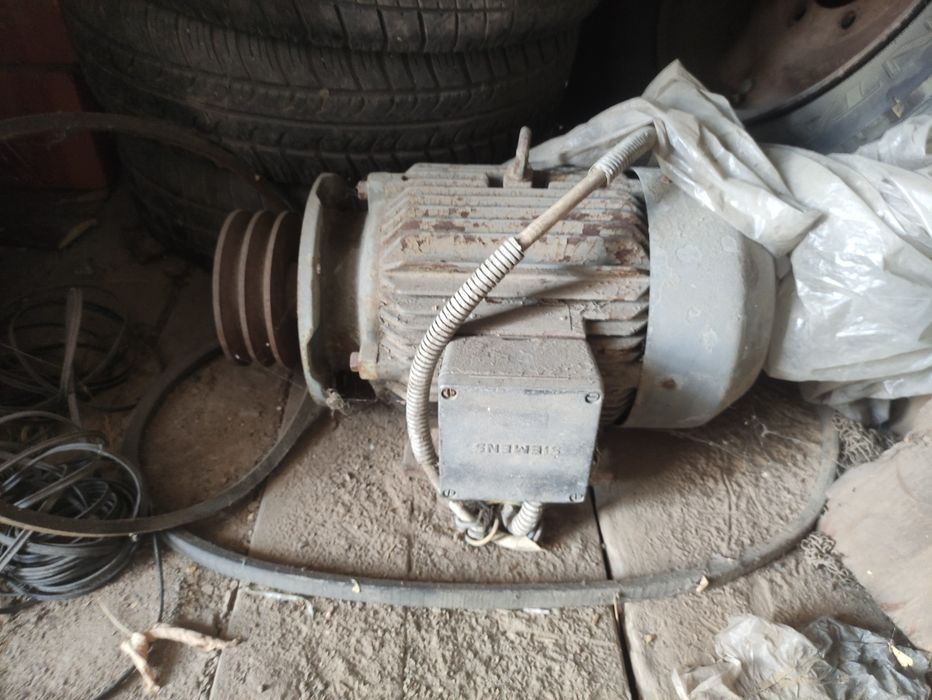 Продам электродвигатель siemens