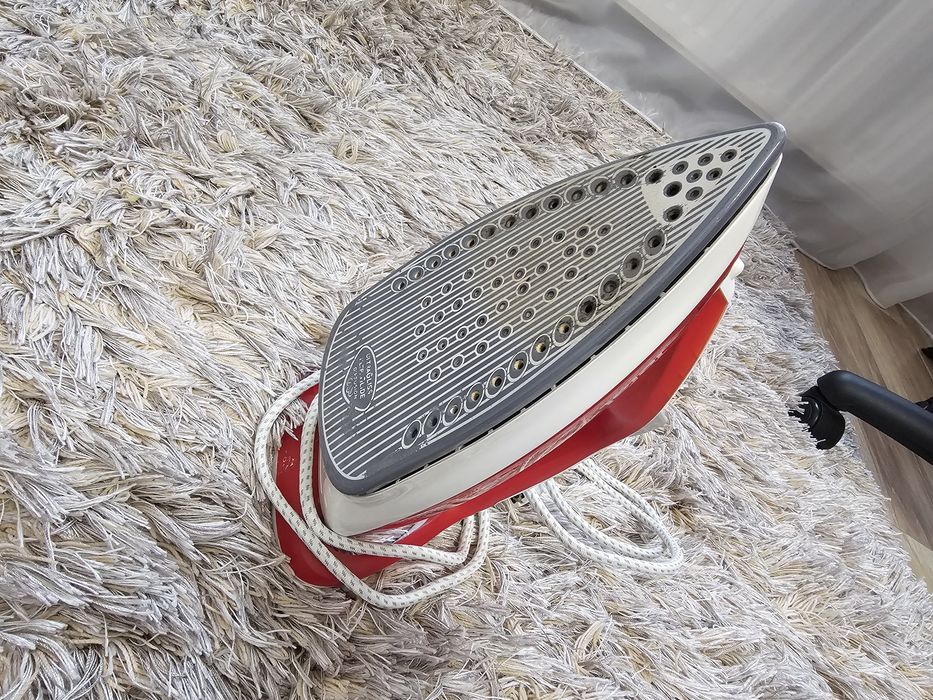Fier de calcat Tefal