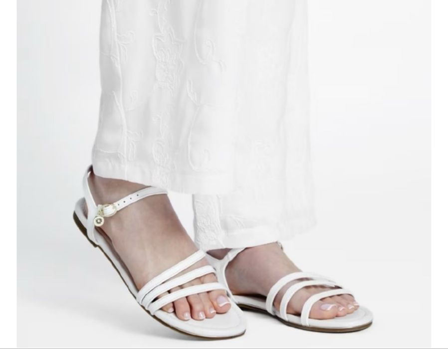 Сандалии Guess оригинал!