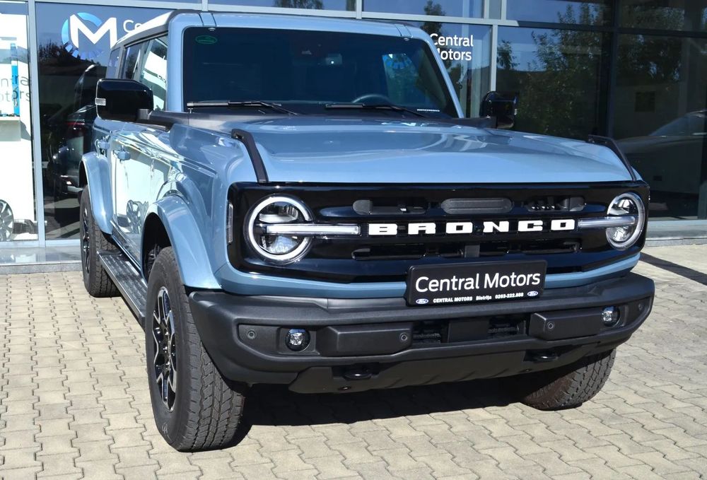 Ford Bronco Ford Bronco 5 usi (CA#WL) Outer Banks 2,7L EcoBoost® V6 335 CP A10 AWD