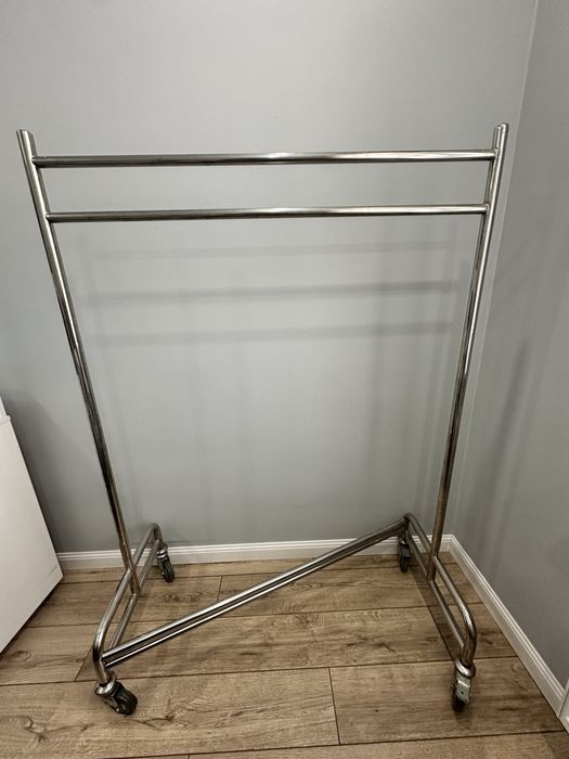 Вешалка напольная