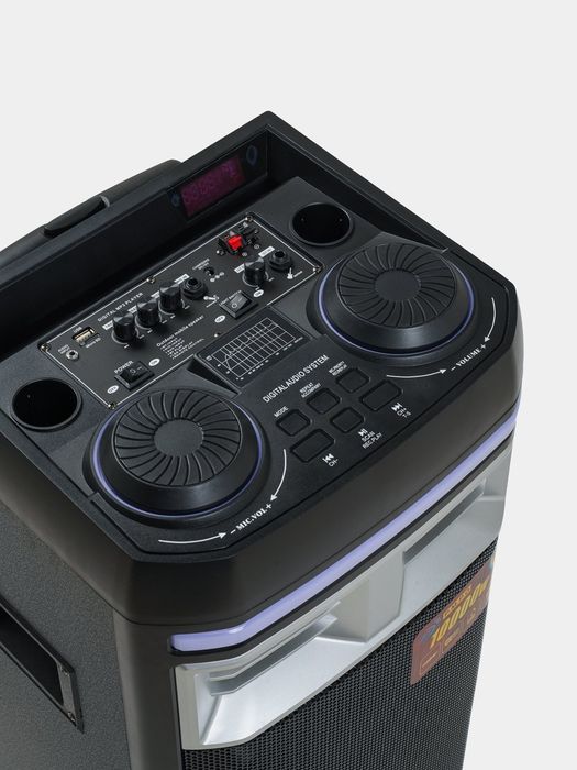 Беспроводная караоке колонка с микрофоном на продаже!