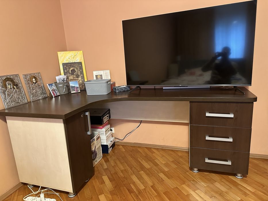 Mobila dormitor , dulap si birou