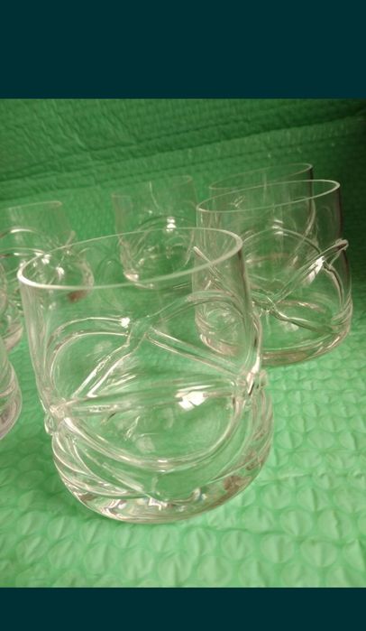 Set de pahare 6 + 1 de rezervări noi în cutie