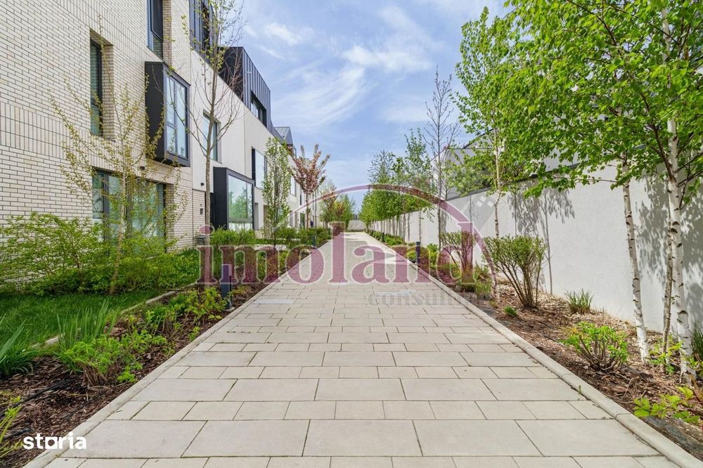Vanzare - Townhouse 6 camere - mobilat + 2 locuri parcare Avalon Estat