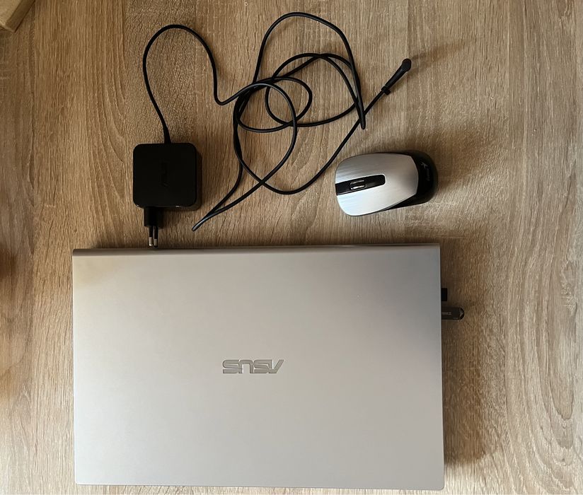 Asus Laptop-S6QMS7PE