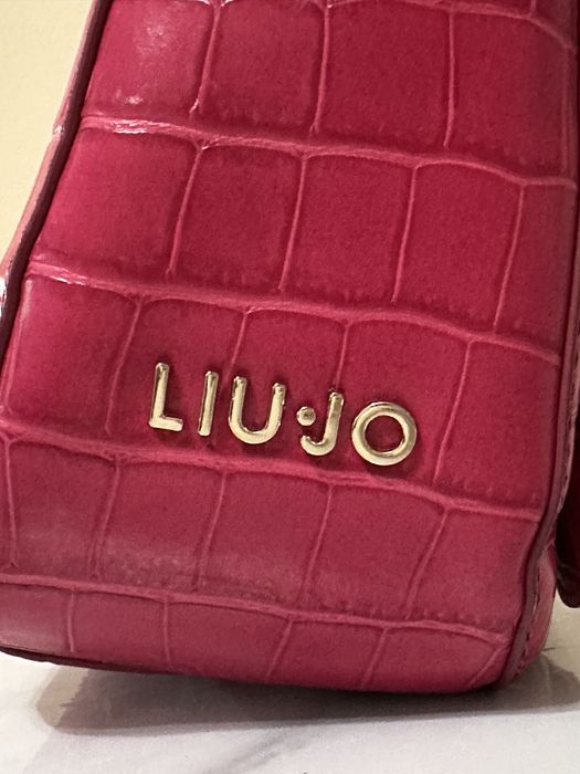 Оригинална Liu Jo дамска чанта + сатенена торбичка