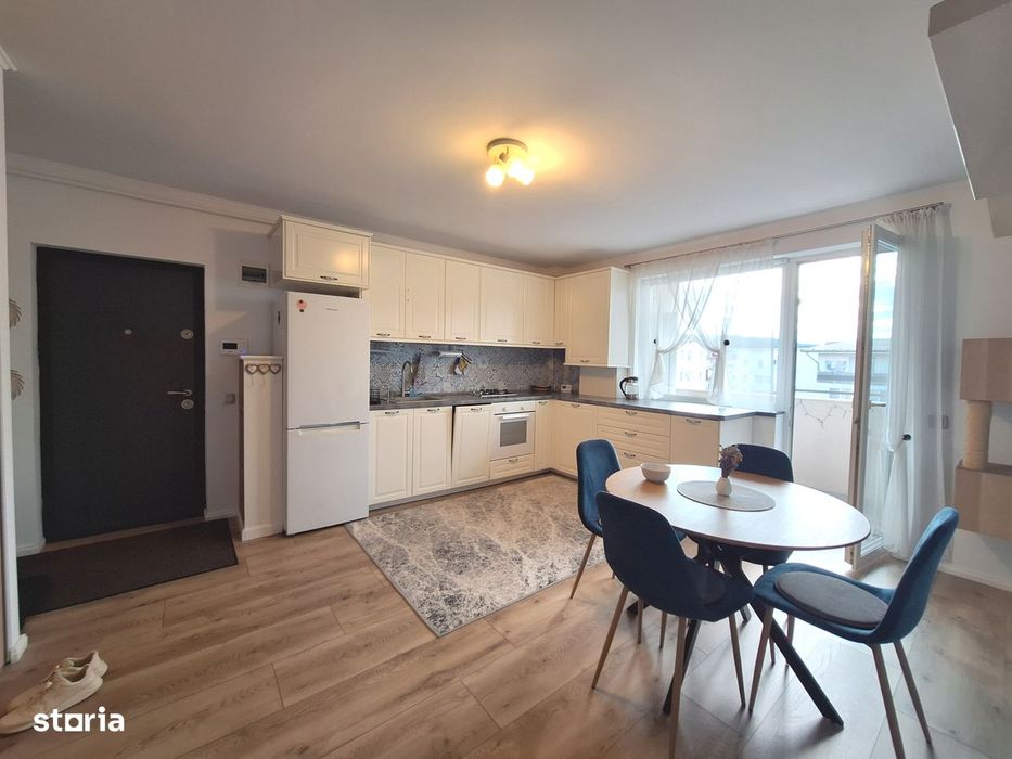 Apartament cu 3 camere, etaj intermediar, zona Cetatii — fotografia 3