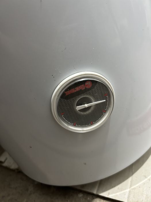 Аристон Аристон