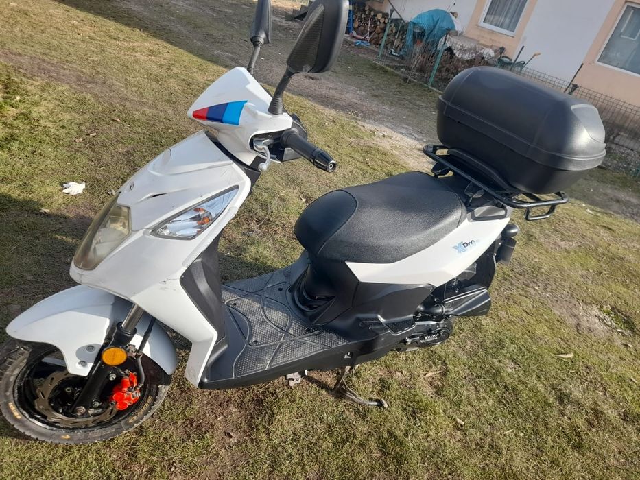 Vand Scuter Sym 50 cc/Stare foarte buna