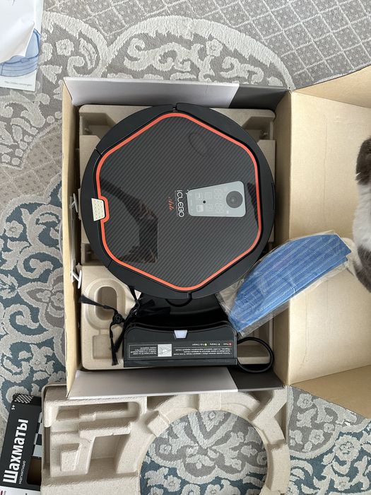 Робот-пылесос iclebo