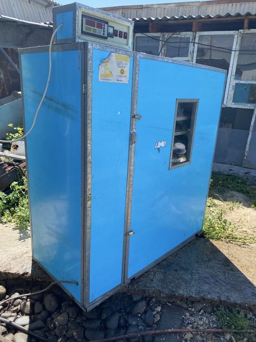 Продам инкубатор