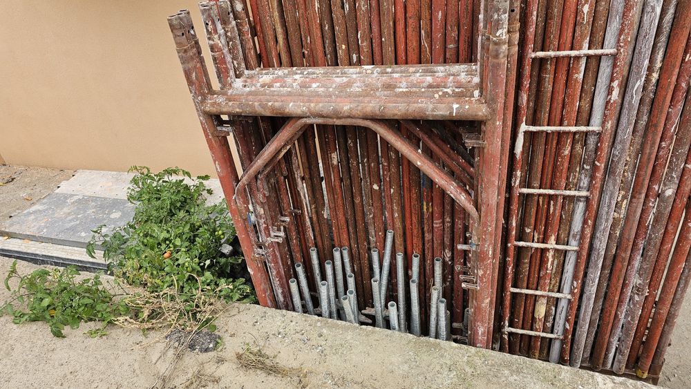 Schela metalica de vanzare