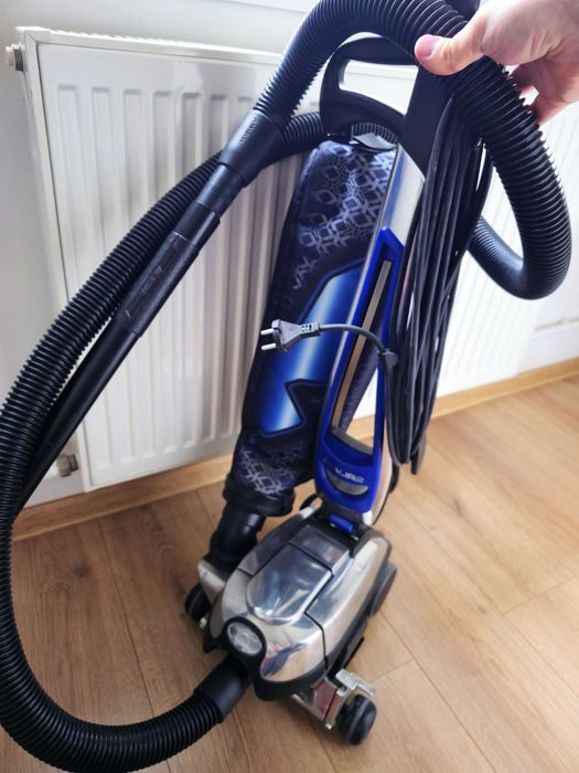 Aspirator Kirby Avalir 2 + accesorii complete + sistem spălare