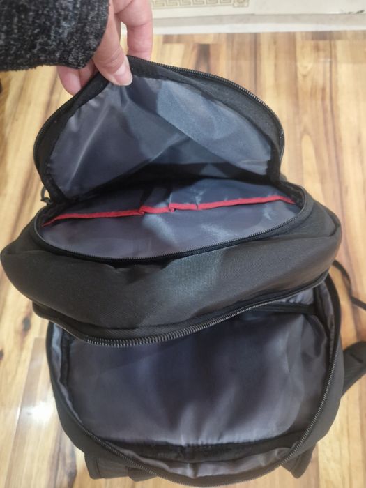 Rucsac Laptop Lenovo Think Pad profesional la doar 50 lei
