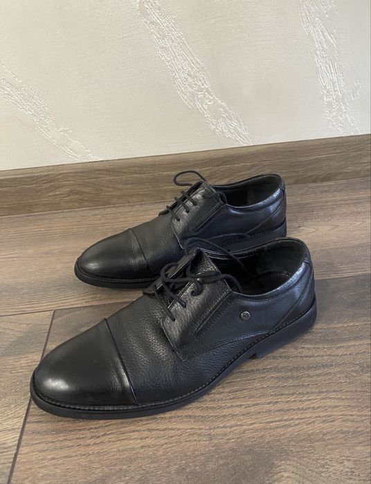 Официални обувки