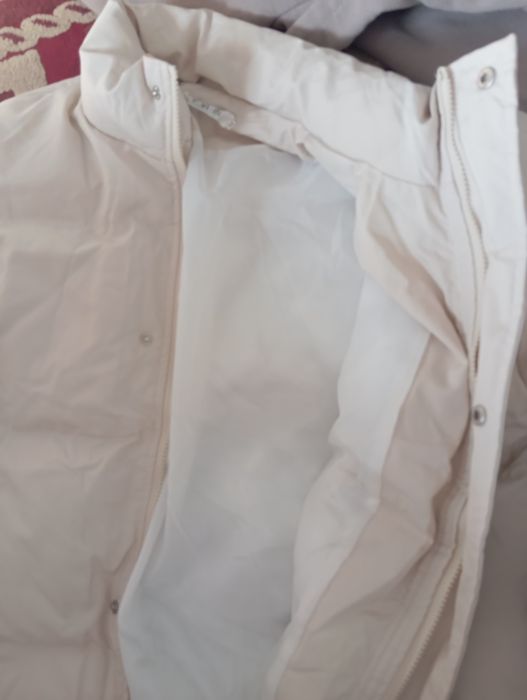 продам куртки и пальто