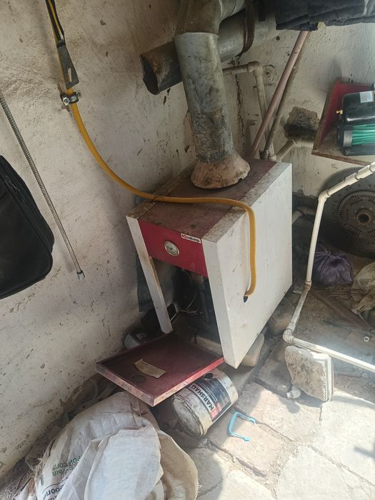 Продам  газовый катель