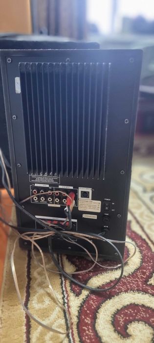 Продам мощные блютуз колонки с ауксом !!!