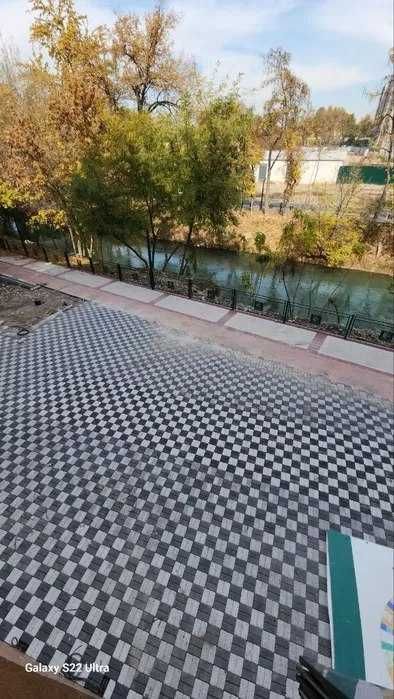 Сдаётся в аренду четырёх этажное здание.