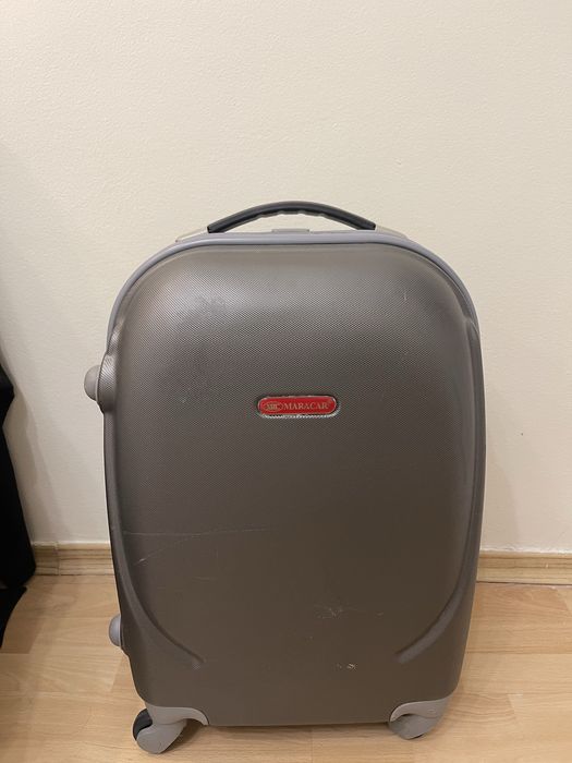 Продам чемодан для ручной клади