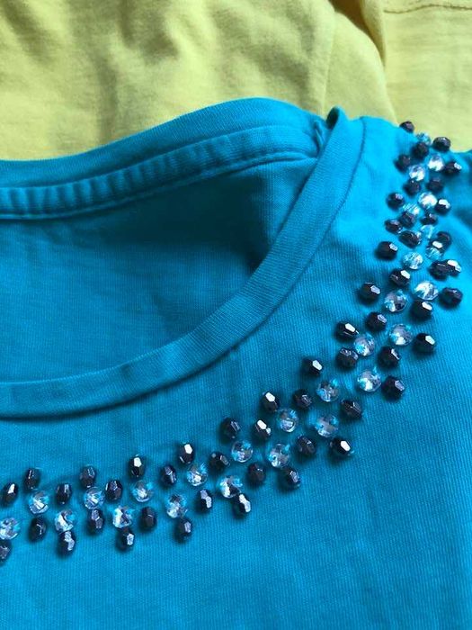 разпродажба на тениски Guess. Moschino, Tommy и др