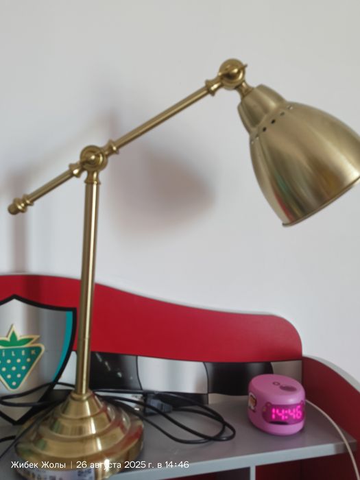 Продам светильник Икеа