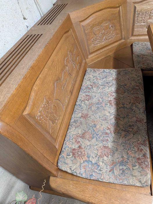 Масивен кухненски ъгъл в комплект с маса и столове, дърворезба