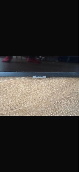 Продам телефизор Samsung сломаный