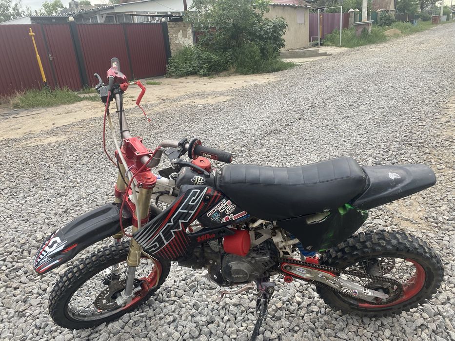 Пит-байк 125 кубов