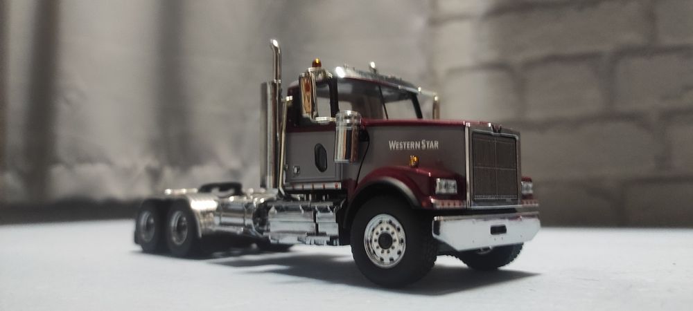 Метални модели мащаб 1:50