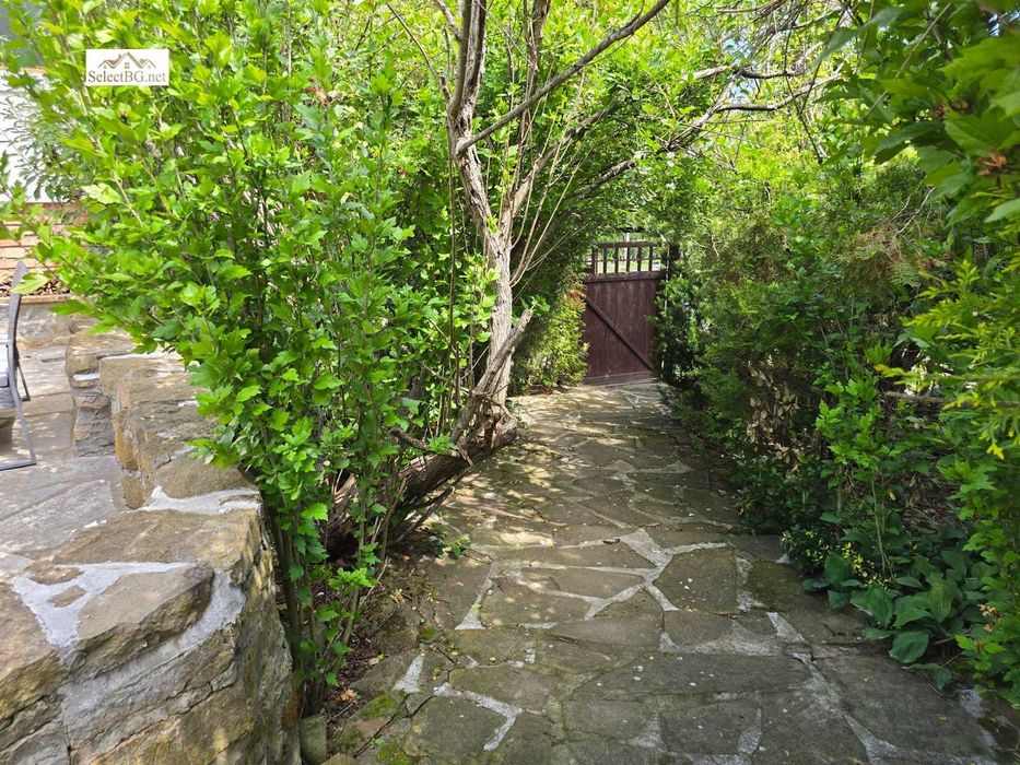 Продава се Къща в с. Къпиново, Област Велико Търново - 180 кв.м за 1111 €/кв.м - Снимка #12