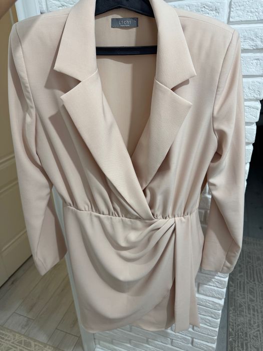 Молочное платье Lichi