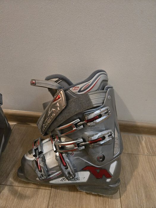 Clăpari Nordica femei 37