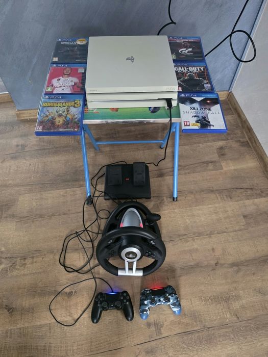 PlayStation 4 Pro 2 tb