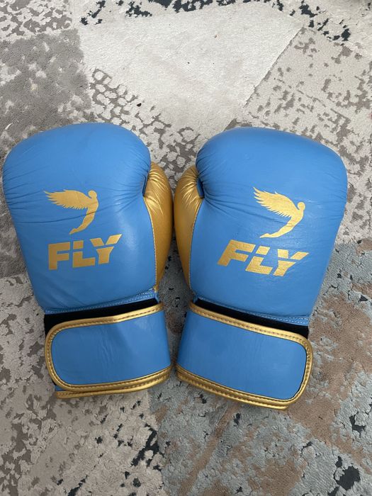 Продам перчатки новые