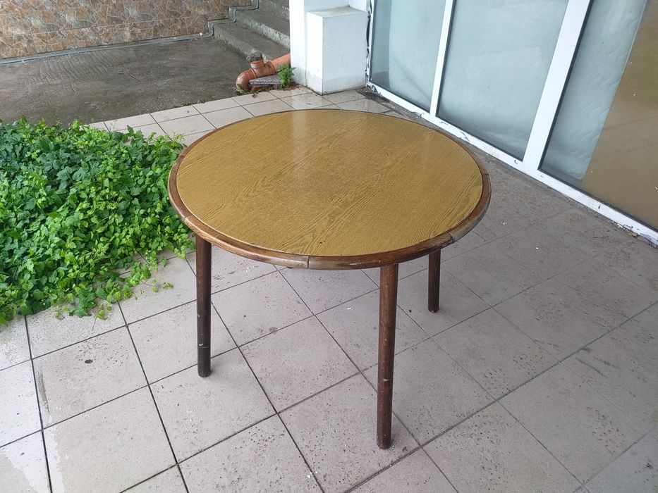 Дървена маса - кръгла