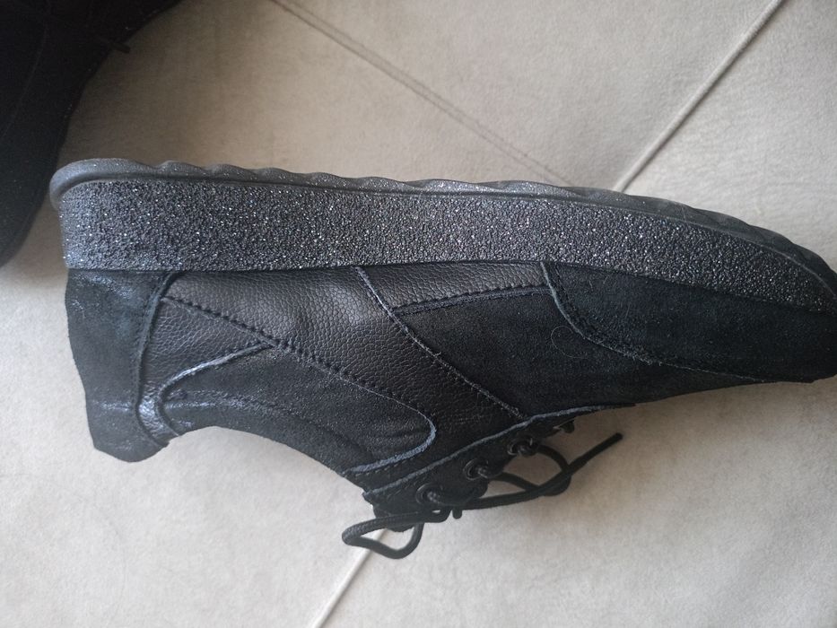 Кроссовки натуральная кожа