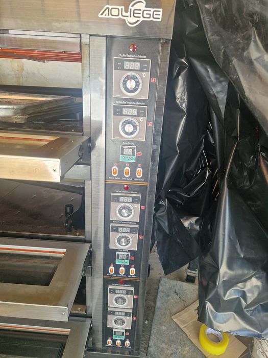 Продам печь , 2 миксера, и мойку