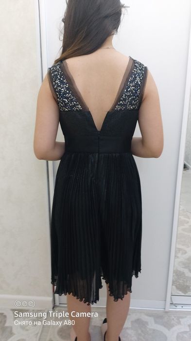платье шикарное..