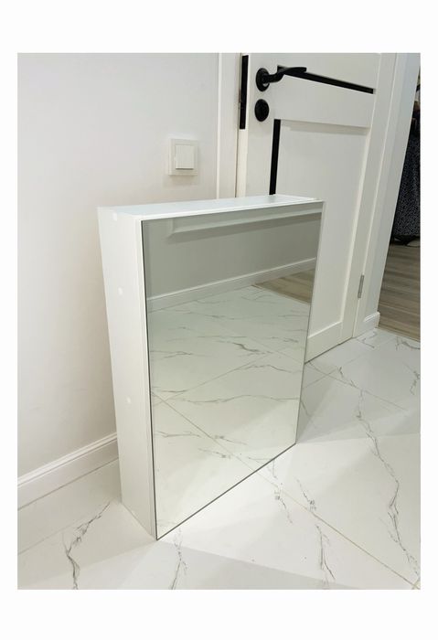 Шкаф с зеркалом белый