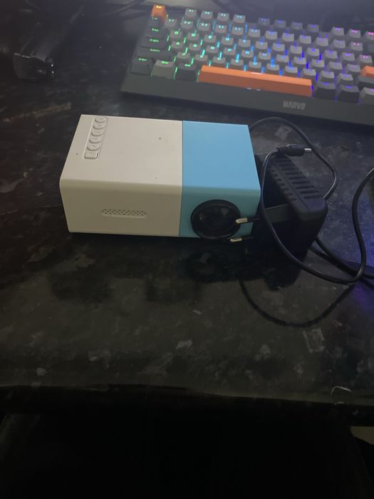 Mini proector full hd