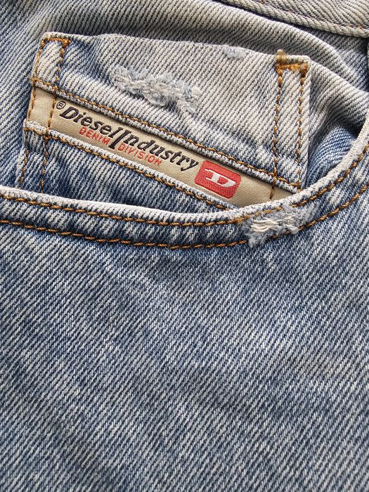 Blugi Diesel originali ( NOI )