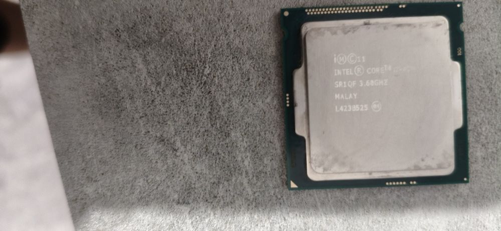 Продаю процессор Intel Core i7-4790